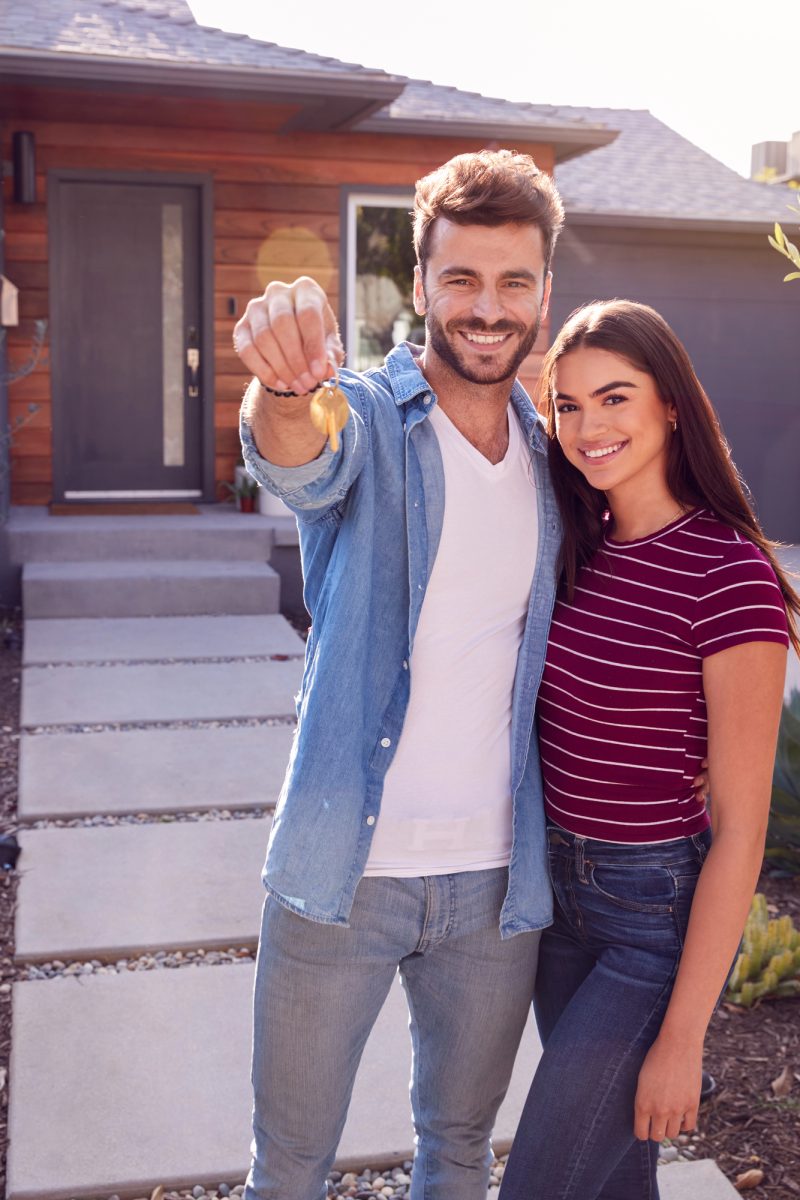 First-home buyers with new keys – Rate Challenge mortgage broker